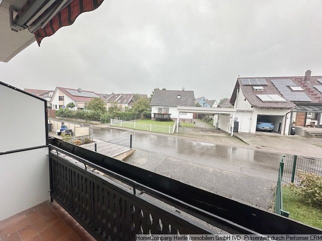 ***Angenehm und freundlich möbliert mit Balkon und Stellplatz  für 3-12 Monate in Bad Krozingen/Biengen – 1081aa3fd998f474d291ac8967bca775215dabb5.jpg