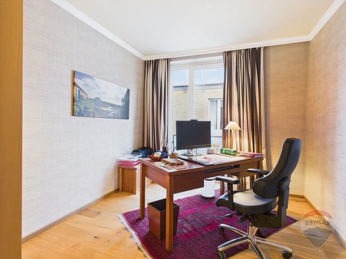 Exklusive 3-Zimmer-Wohnung mit Balkon &amp; Aufzug in gefragter Lage Hamburg – Kinderzimmer/Büro