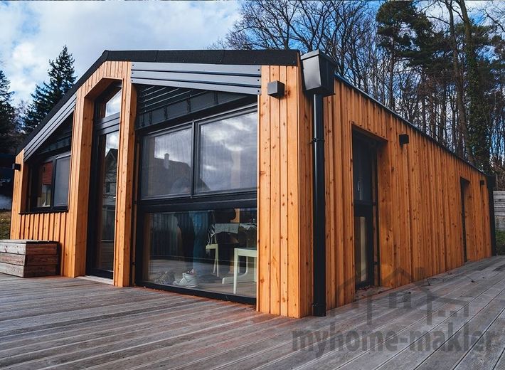 AKTIONSHAUS: Küche inklusive! Barrierefreier Modulhaus-Bungalow MADE IN FRANKEN – Referenz