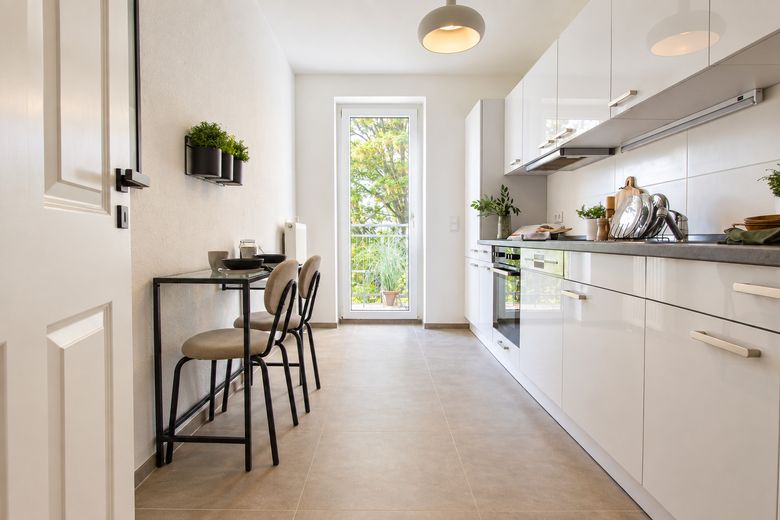Bezugsfrei I Provisionsfrei I Balkon I 3 ZKB – Küche