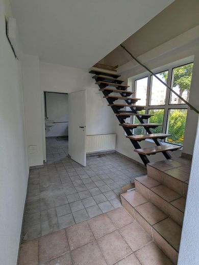 kleines Häusschen mit Garten, großer Garage und Stellplatz im Zentrum von MHL – EIngang / Wirtschaftsraum