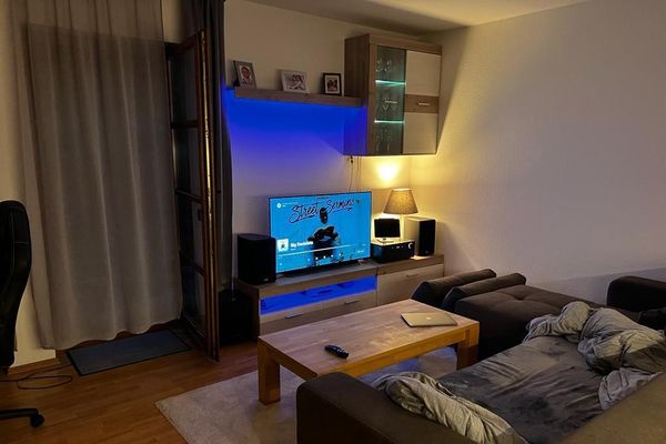 1-Zimmer-Wohnung mit Terrasse, neuem Bad & Stellplatz in Hohenecken