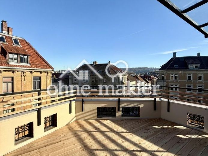 Rare opportunité dans un monument KfW : loft dans un immeuble ancien, grande terrasse sur le toit et prestations haut de gamme PREMIÈRE OCCUPATION – Photo 1