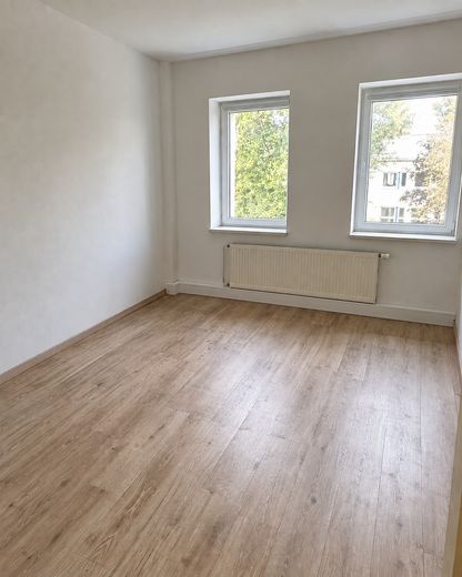 Чудова 4-кімнатна квартира | 135 м² | Балкон | 2 ванні кімнати | Вбудована кухня | Сад – Kinderzimmer 2