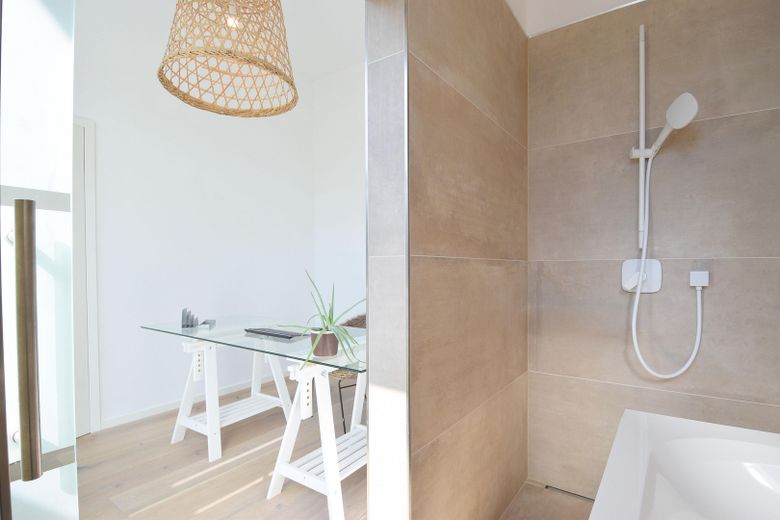 Moderna casa unifamiliar con ambiente tipo loft en Kleinostheim – Foto 6