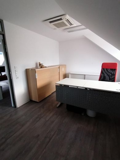 Exklusive Büro und Praxisräume provisionsfrei zu vermieten – Foto 13
