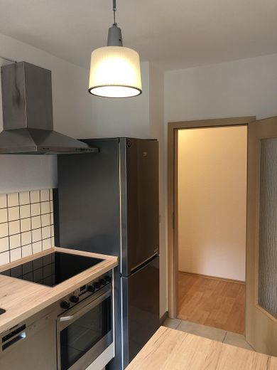 Verfügbarkeit ab 15.09.2026 – Charmante, teilmöblierte 2-Zimmer-Wohnung mit Westbalkon – Küche