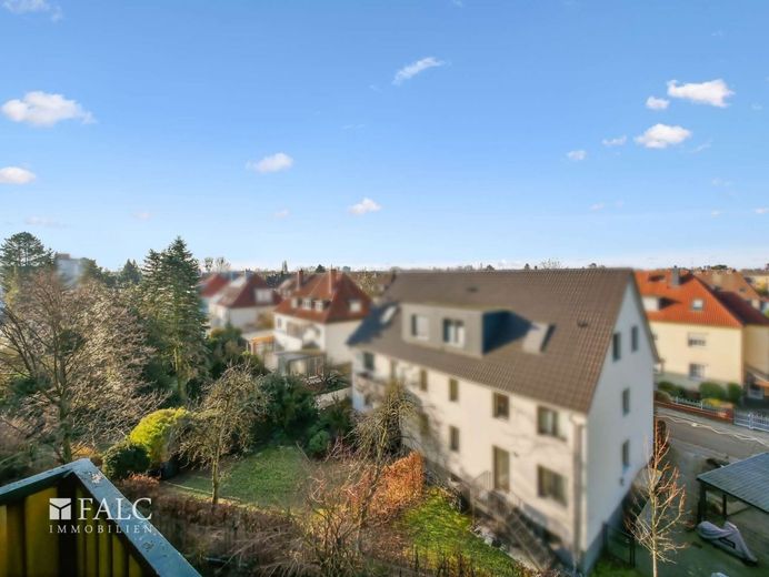 Vahrenwald- piso de 3 habitaciones con balcón en el 3er piso con bonita vista (sin ascensor) – Aussicht vom Balkon