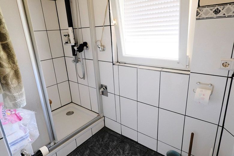 Großzügiges Einfamilienhaus mit viel Platz und Garten – Foto 14