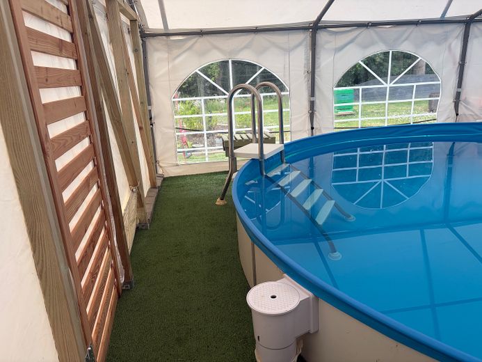 Barrierefreier neuer Bungalow in Nordsee-Nähe mit Luft-Wasser-Wärmepumpe EEK: A + Pool – Salzwasserpool