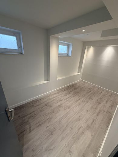 Atrium Bungalow alles auf einer Ebene in Schenefeld Dorf direkt am Klövensteen Forst – Gästezimmer Souterrain  klein