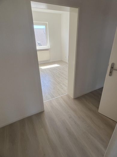 Hannover-Misburg 2 MFH - 11 Wohneinheiten mit insgesamt ca. 660 Wohnfläche – Haus 85 I. OG links 
