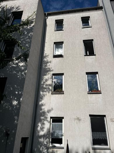 Living with a feel-good factor – attractive ground floor apartment in Leipzig-Lindenau – Ansicht Hof