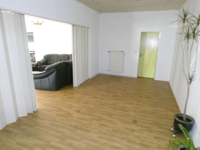 Ufficio, sala vendita, esercizio IT, studio, officina, magazzino – Nebemraum