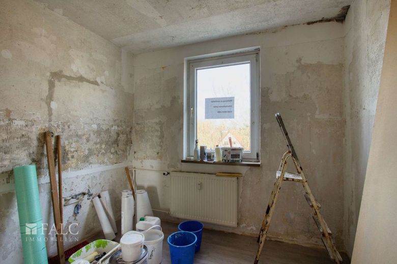 Provisionsfrei: Mehrfamiliendoppelhaus mit 10 Wohneinheiten - attraktives Entwicklungspotenzial – Haus A - Zimmer 3