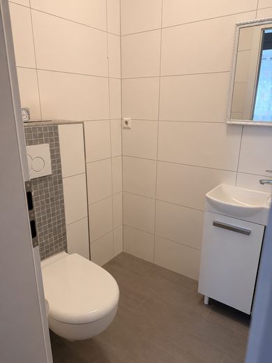 Sanierte 4-Zimmer Eigentumswohnung in Wolfsburg – Gäste-WC
