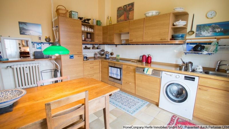 Möblierte, schöne Altbauwohnung in grüner  &  zentrumsnaher Lage für 3 Monate, Freiburg-Wiehre – 61dbf65d2a0c3dcb922d9a9f150025c71f9c68a9.jpg