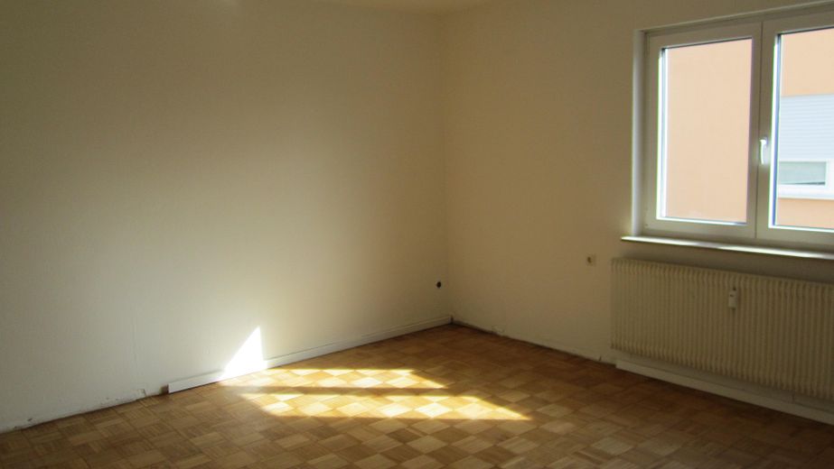 Zentrale ruhige 4,5-Zimmer-Wohnung mit großem Balkon 1. OG in Herrenberg Ziegelfeld von privat – Kinderzimmer