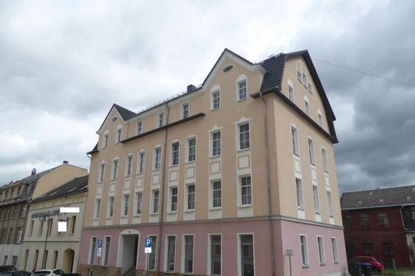 günstig in die eigenen 4 Wände, oder doch vermieten... 2 Zimmer Wohnung in Lengenfeld
