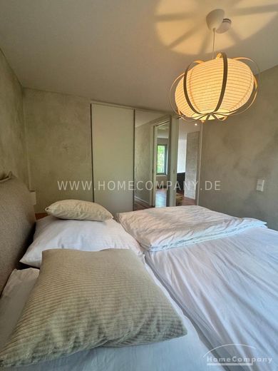 Moderne, helle Loftwohnung mit Süd-Balkon am Kustermann Park – zentral  &  ruhig – 06cf1cfdd433f88a76cd16acae6128f2d77092e9.jpg