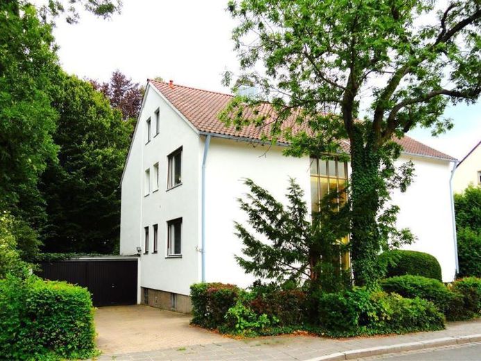 Einmalig! Schönes Grundstück mit 2-Fam.Haus, renov.bedürftig, begehrte ruhige Wohnlage, Nähe Tiergarten. – फोटो 1