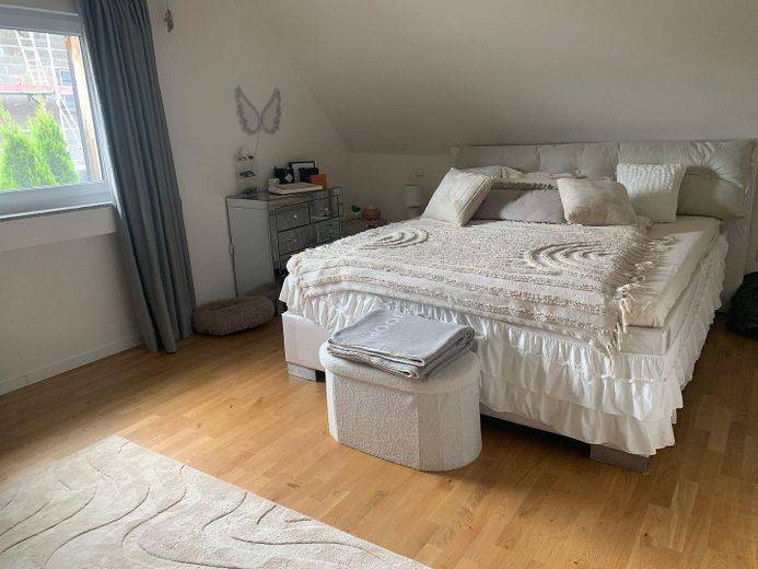 Schlafzimmer vordere Wohnung1