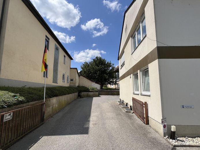 Dawny budynek pocztowy w centralnej części miejscowości – działka 1.022 m² z wieloma możliwościami – Photo 6