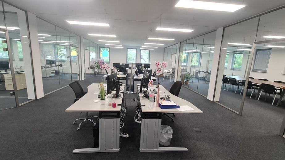 Mainz-Mombach: Privatbüro ab 700 € oder Arbeitsplatz ab 200 € – All-in, Meetingraum inklusive – Büro 5