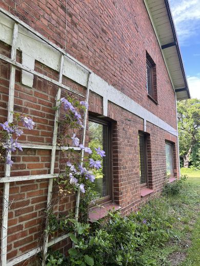 #Preisreduktion - Mehrfamilienhaus (ehem. Hof)- unverbaubare Alleinlage nahe Hamburg - Privatverkauf – Die Gartenseite