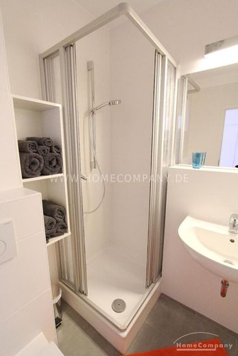 Modernes Appartement in der Bonner-Südstadt mit Balkon! – 2e945b8ae4eb7b19e63fe33a42b857765765c3bb.jpg