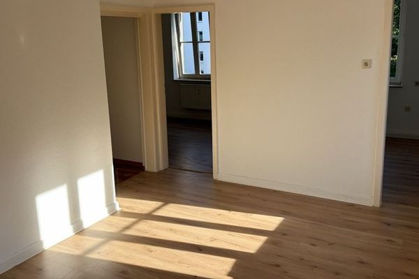 Appartamento, 1° piano, a destra, 6, Friedrich-Wöhler-Str. 4