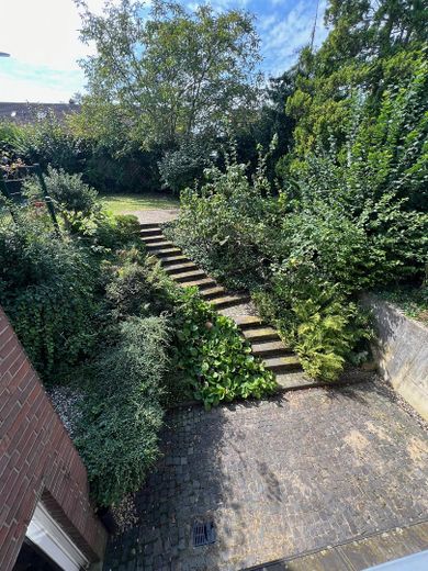 EFH mit Einliegerwhg. in Marl, Bungalow, Dämmung & Fußbodenheizung – Gartenbereiche Souterrain