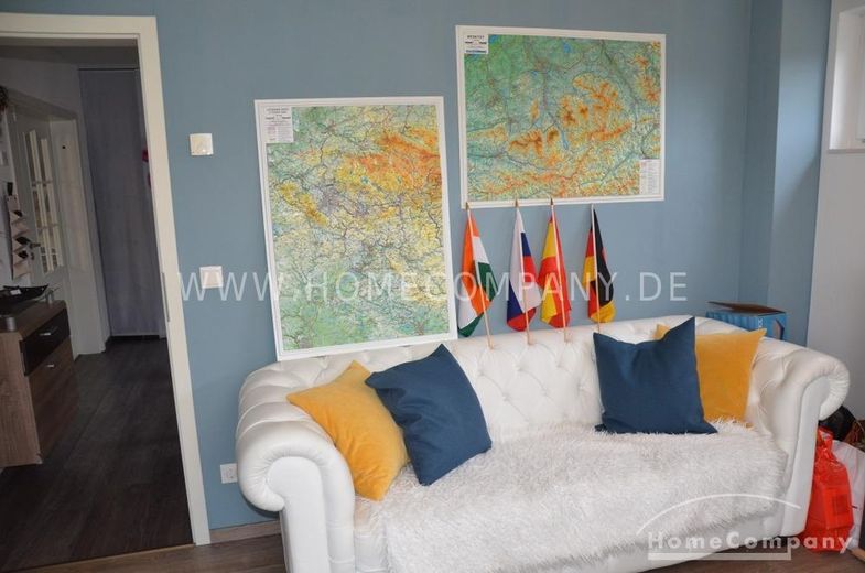 Casa molto bella e confortevole con giardino, terreno di circa 800 mq e doppio posto auto coperto – 8666f68f555b74d812b58a83cf6bf4f8991a85e1.jpg