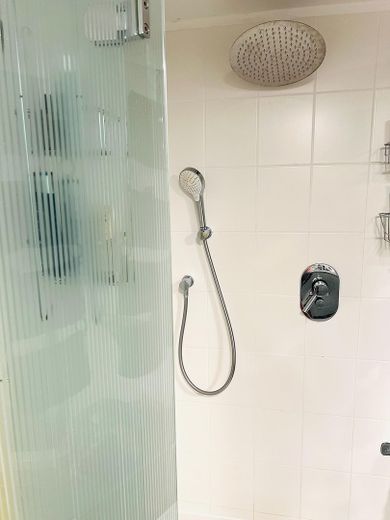 Dusche