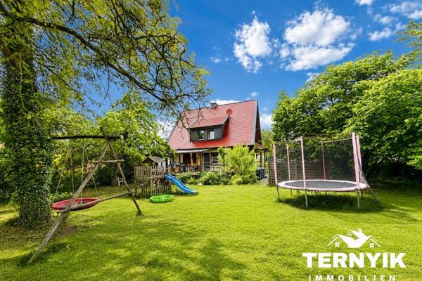 Familientraum mit Paradiesgarten - Schnuckeliges Haus - 5 Zimmer, Terrasse, Doppelgarage, Bestlage!