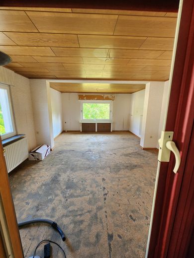 Idar-Oberstein Stadteil - viel viel Haus fürs Geld..und jede Menge Grün drum rum – HB5-1 Wohnzimmer