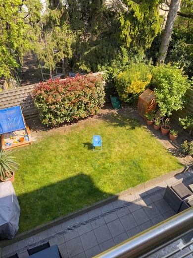 Exklusiv saniertes Gartenhaus ca. 150qm WFL, 3 Schlafzimmer, schöne Terrasse etc. – Foto 14