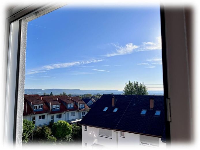 Toekomstbestendig wonen: moderne KfW-55-maisonette (A+) met groot dakterras & 2 parkeerplaatsen – Schlafen_Aussicht_1