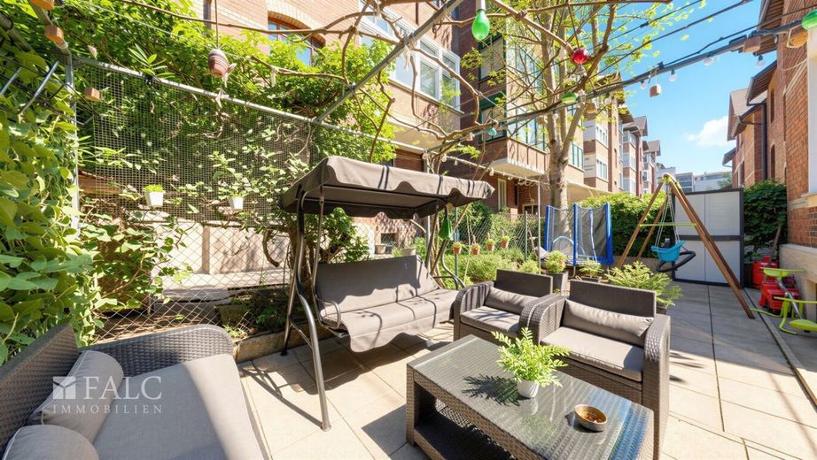 Großzügige 4-Zimmer-Wohnung mit Garten in Stuttgart Bad-Cannstatt – Gartenbereich