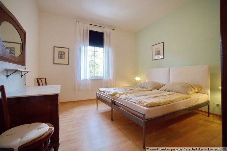 Espléndido piso en edificio antiguo en villa de artistas, con logia, entrada independiente e Internet – 9728fca2b45303362e92735d32e2b2f2fb5b9934.jpg