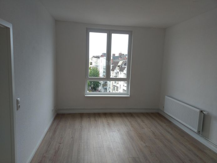 Schöne , helle 2-Zimmer Wohnung / Altbau in Kiel-Gaarden – Foto 3