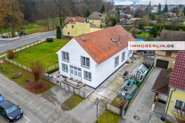 IMMOBERLIN.DE — Повністю модернізований! Надзвичайно привабливий будинок із особливим шармом і сонячною терасою