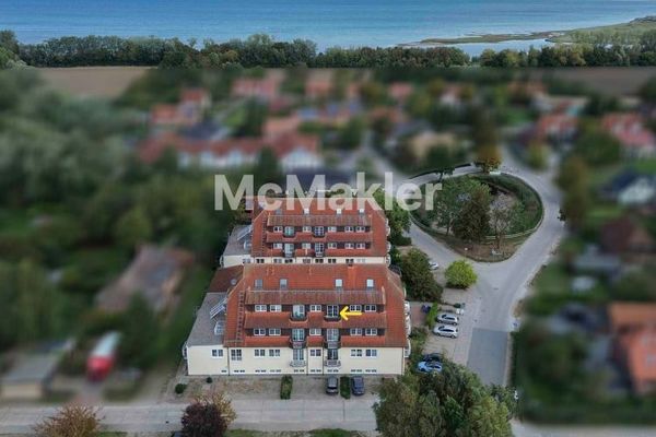 Erholung pur mit Blick auf Feld und Bodden: 2-Zi.-Maisonette nur 500m vom Gollwitzer Strand