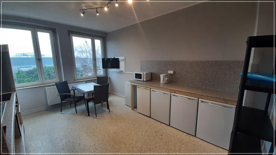 Voll vermietetes Mehrfamilienhaus mit stabilem Cashflow und Entwicklungspotenzial in Krefeld – 2.OG Küche