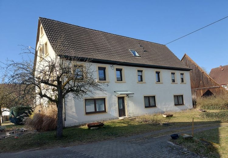 Hausansicht - Haupteingang