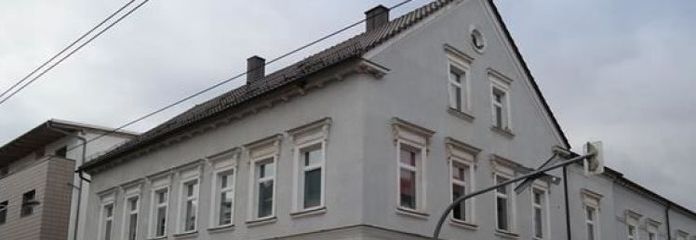 Großzügige WG 5-Zimmer mit Laminat, EBK, sep.WC und Wannenbad in zentraler Lage! SP mgl.