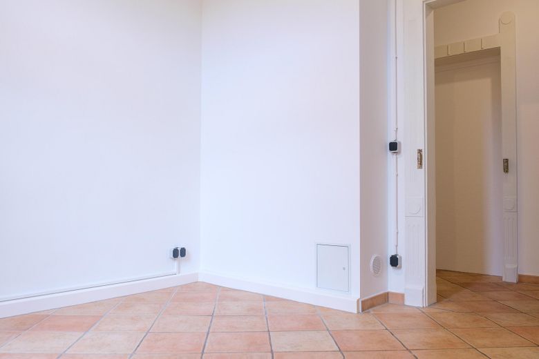 3-Zimmer EG-Wohnung im Loft-Stil in Mannheim-Rheinau Erstbezug nach Sanierung – Arbeitszimmer mit Abstellraum