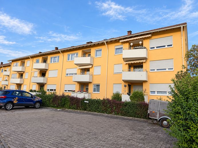 Appartement rénové lumineux de 3 pièces avec balcon à Pfullendorf – Hausansicht