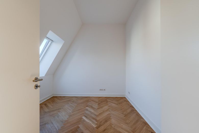Dachgeschosswohnung inkl. Aufdachterrasse nahe Ludwigkirchplatz - provisionsfrei – Foto 5