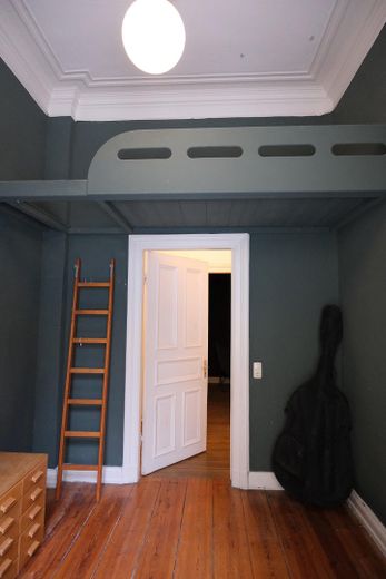 Zimmer 3 mit Hochebene